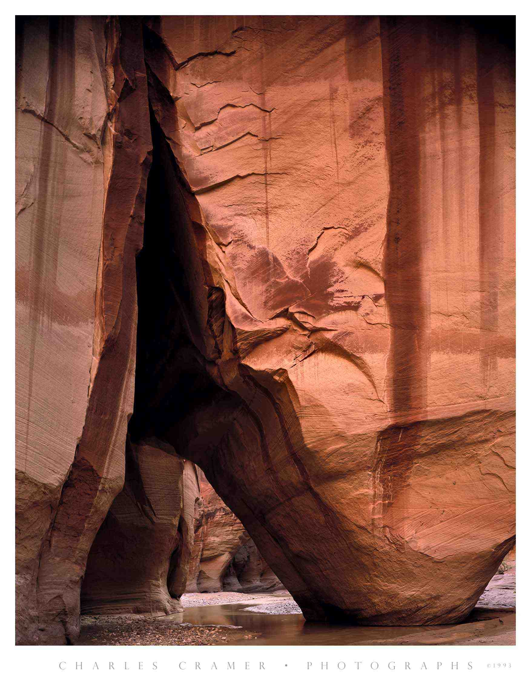 Slide Rock Arch,  Paria Canyon,  Utah